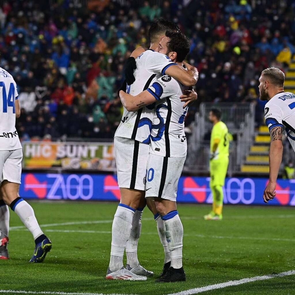 Serie A: Νίκησε και μείωσε στον πόντο η Ίντερ! (Videos+Photos)