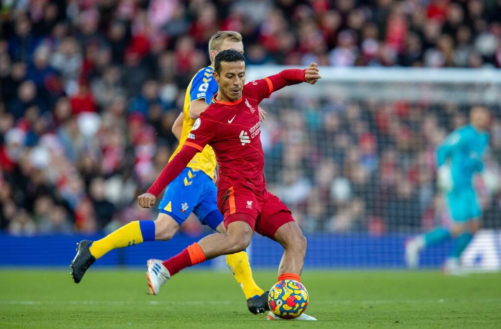 Premier League: Σκαρφάλωσε δεύτερη με τεσσάρα η Λίβερπουλ (vid+pics)