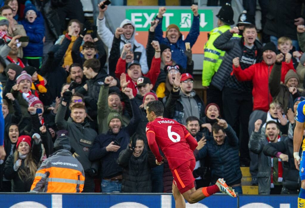 Premier League: Σκαρφάλωσε δεύτερη με τεσσάρα η Λίβερπουλ (vid+pics)