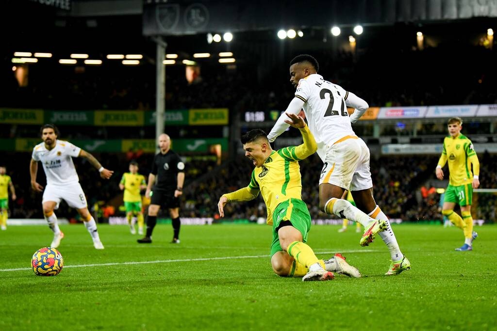 Premier League: Σκαρφάλωσε δεύτερη με τεσσάρα η Λίβερπουλ (vid+pics)