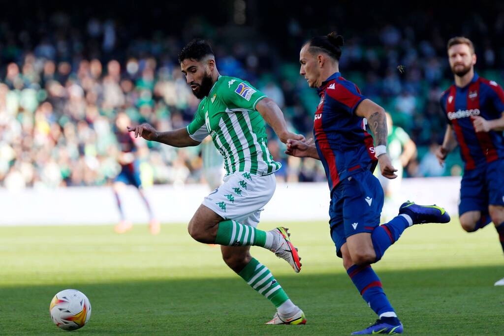La Liga: Χατ τρικ Χουάνμι και σε τροχιά Champions League η Μπέτις! (Photos)