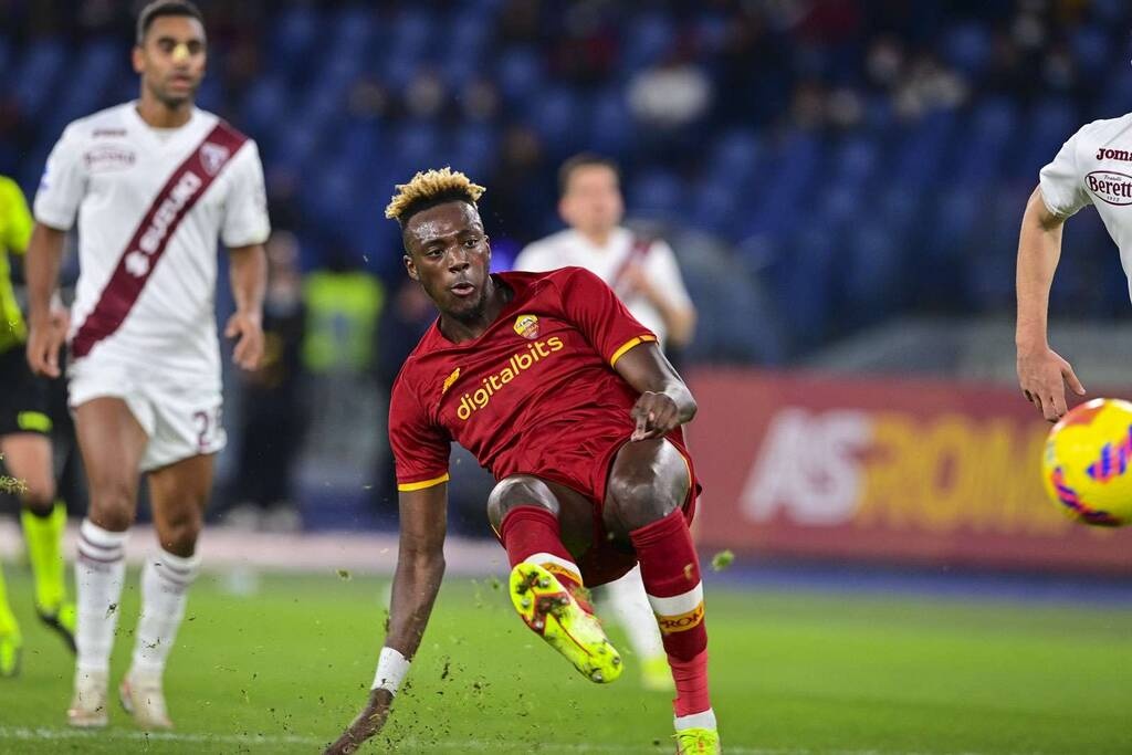 Serie A: Νίκη με στυλ Μουρίνιο για τη Ρόμα (Photos)