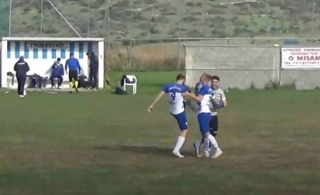 Τρομερό γκολ σε αγώνα ερασιτεχνικού πρωταθλήματος – Τερματοφύλακας σκόραρε πίσω από το κέντρο