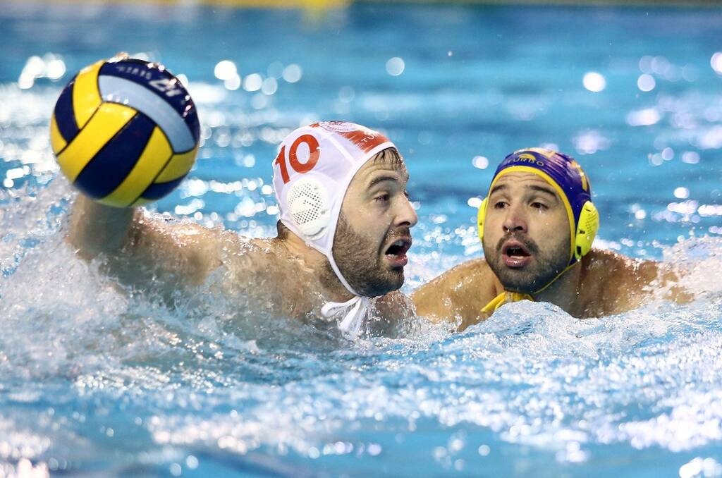 Champions League: Εκπληκτική άμυνα ο Ολυμπιακός, 8-4 τη Μπαρτσελονέτα
