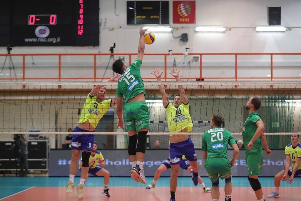 Challenge Cup: Βήμα πρόκρισης στο Ισραήλ, 3-2 σετ την Μακάμπι Γεντίμ