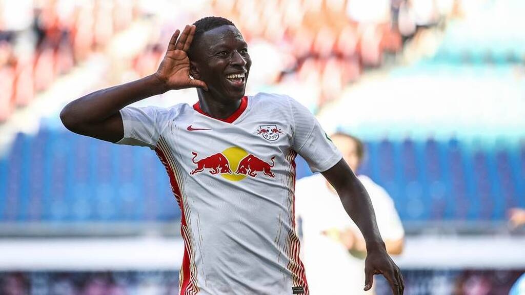 Μάντσεστερ Γιουνάιτεντ: Ο πρώτος στόχος του Ράνγκνικ (photos+video)