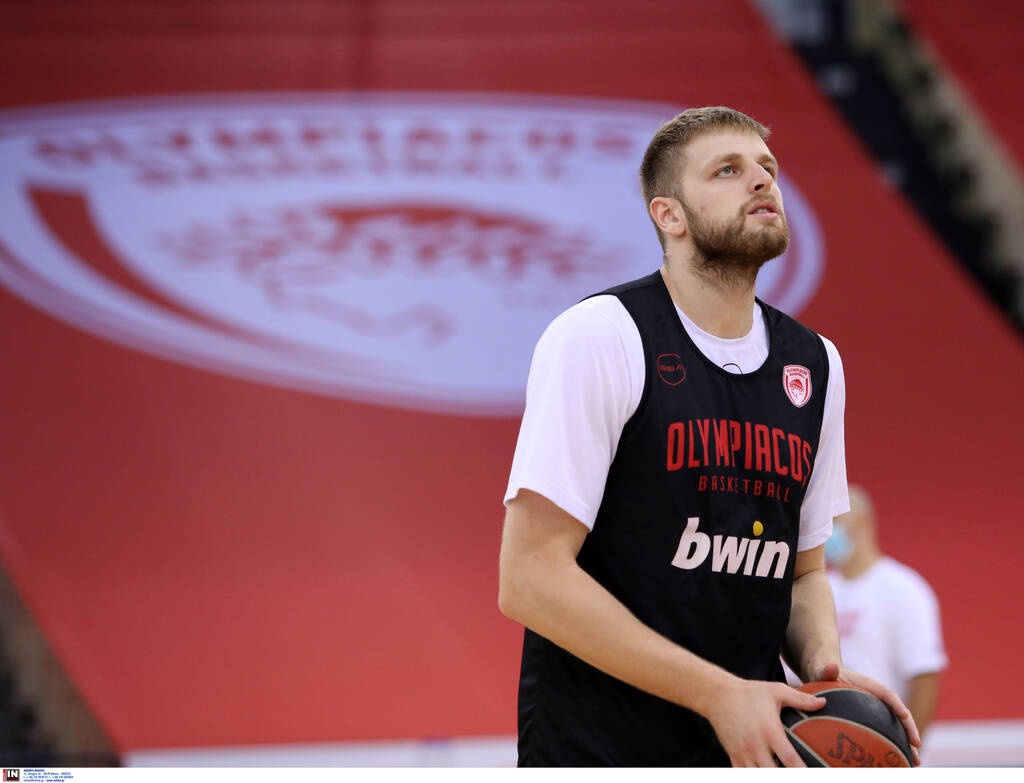 Βασίλης Χαραλαμπόπουλος: Και επίσημα στην Φορτιτούντο Μπολόνια (photos)