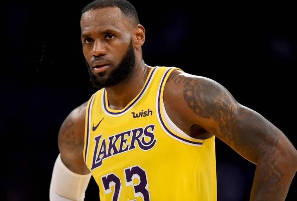 NBA: Στο πρωτόκολλο υγείας και ασφάλειας των Λέικερς ο Λεμπρόν