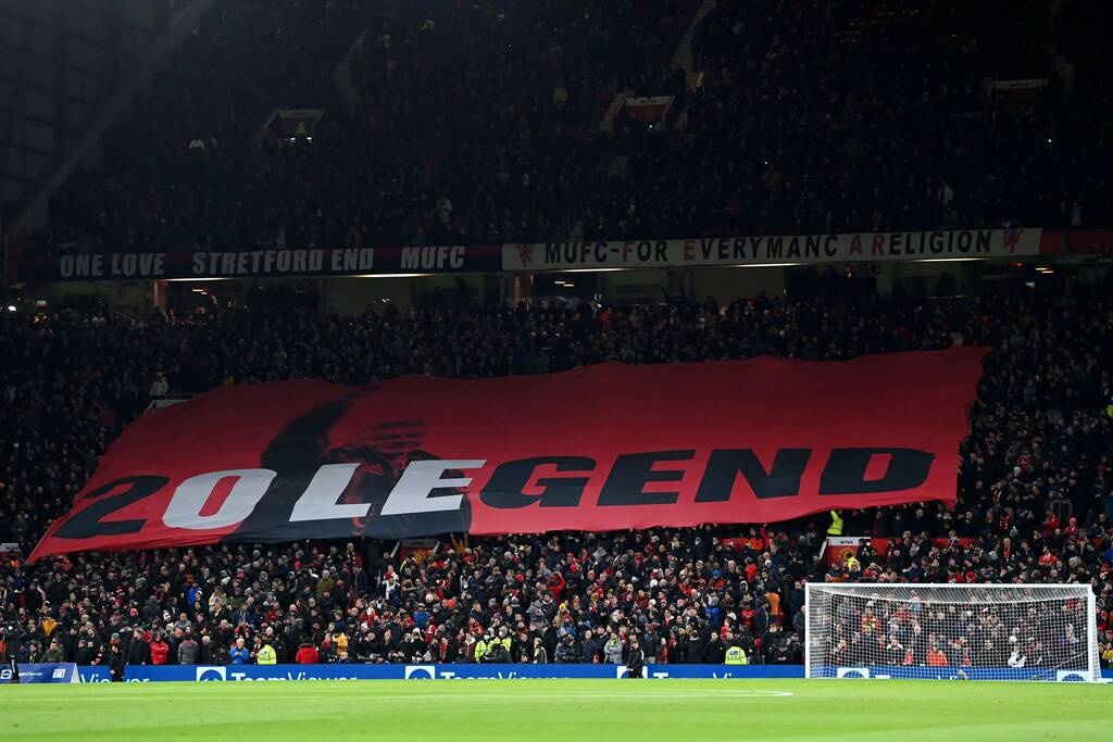 Μάντσεστερ Γιουνάιτεντ: Πανό αποθέωσης του Σόλσκιερ! (Photos)