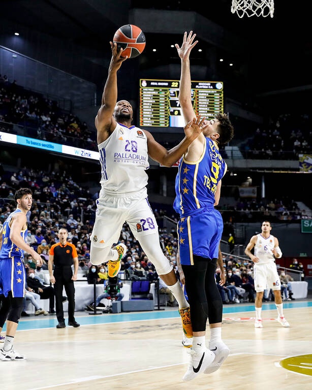 Ρεάλ Μαδρίτης-Μακάμπι Τελ Αβίβ 72-70: Έμεινε κορυφή με τρομερή ανατροπή!