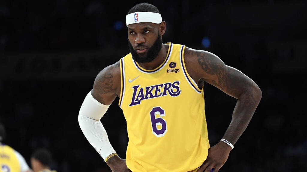 NBA: Επιστρέφει ο Λεμπρόν (photos+video)