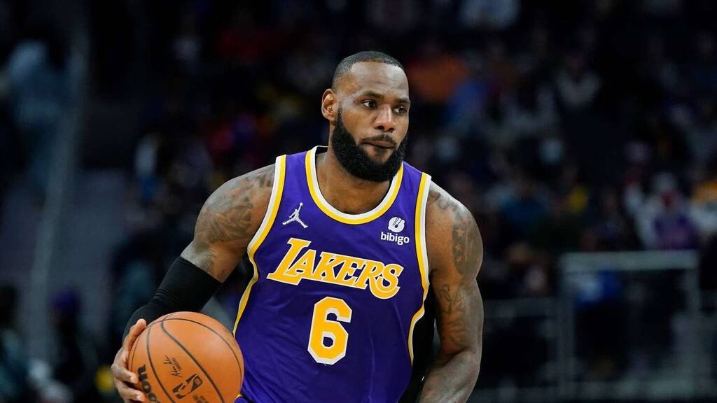 NBA: Επιστρέφει ο Λεμπρόν (photos+video)