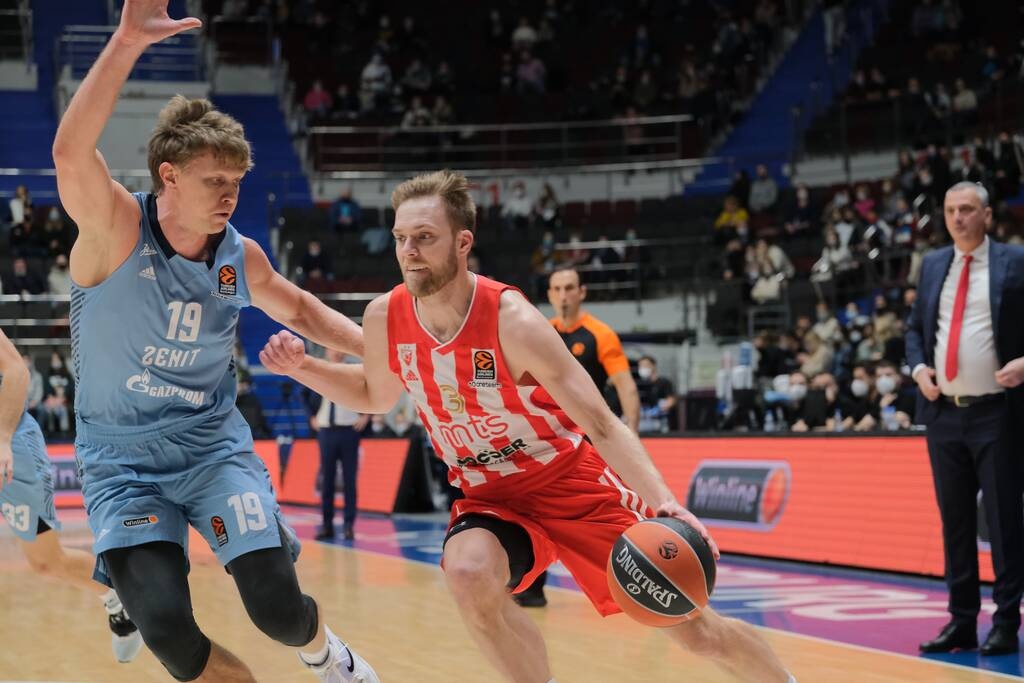 Ζενίτ - Ερυθρός Αστέρας 58-69: Μεγάλο διπλό και επιστροφή (photos)