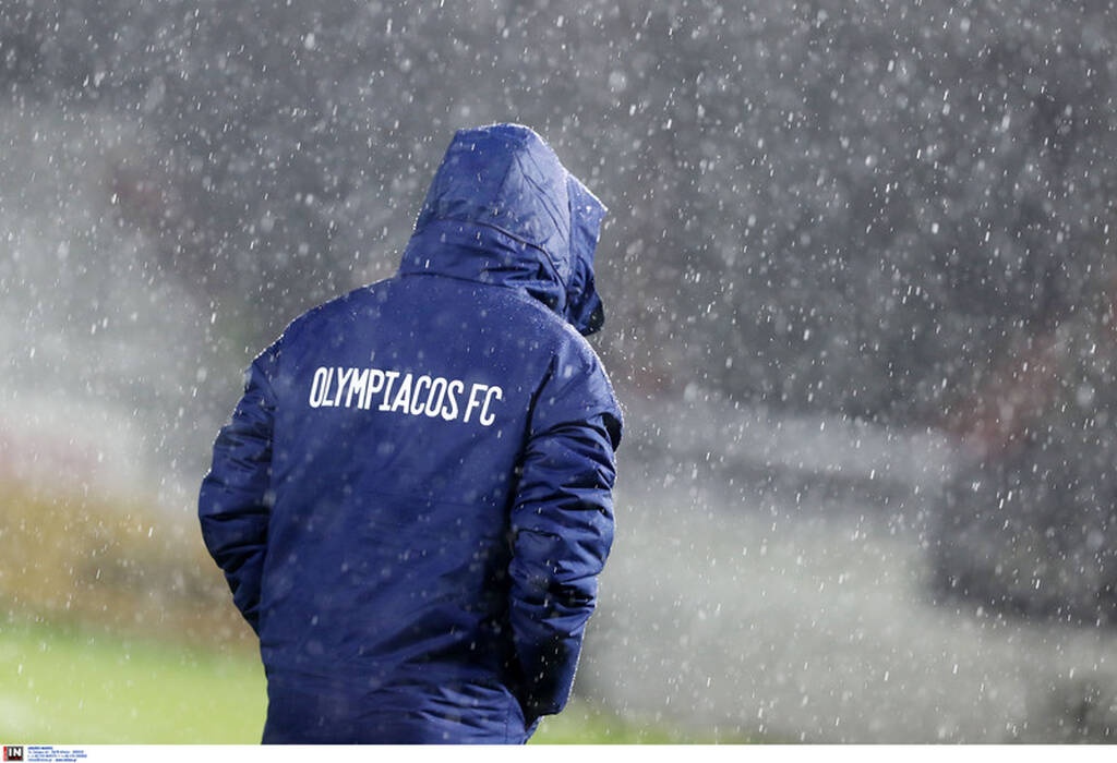 ΟΦΗ-Ολυμπιακός: Άνοιξαν οι ουρανοί στην Κρήτη πριν το ματς (photos)