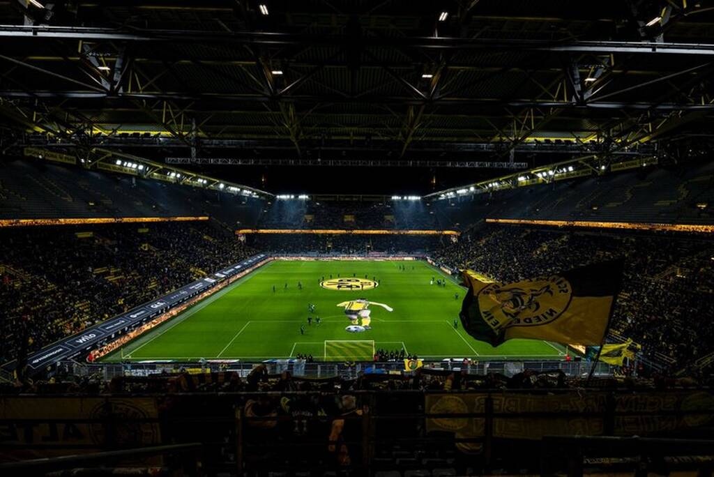 Bundesliga: Ο παικταράς Λεβαντόφσκι με ρεκόρ καθάρισε το ντέρμπι! (vid+pics)