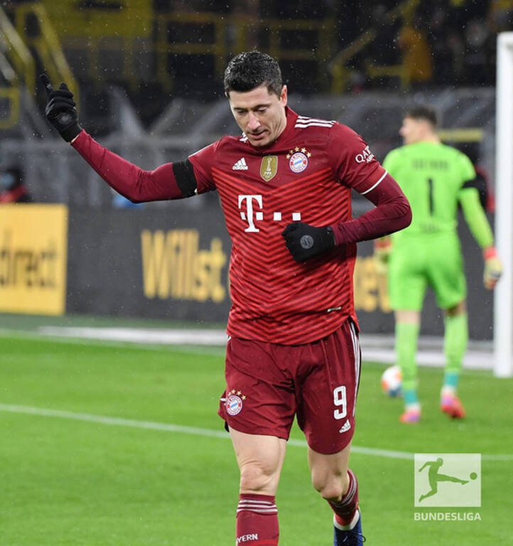 Bundesliga: Ο παικταράς Λεβαντόφσκι με ρεκόρ καθάρισε το ντέρμπι! (vid+pics)
