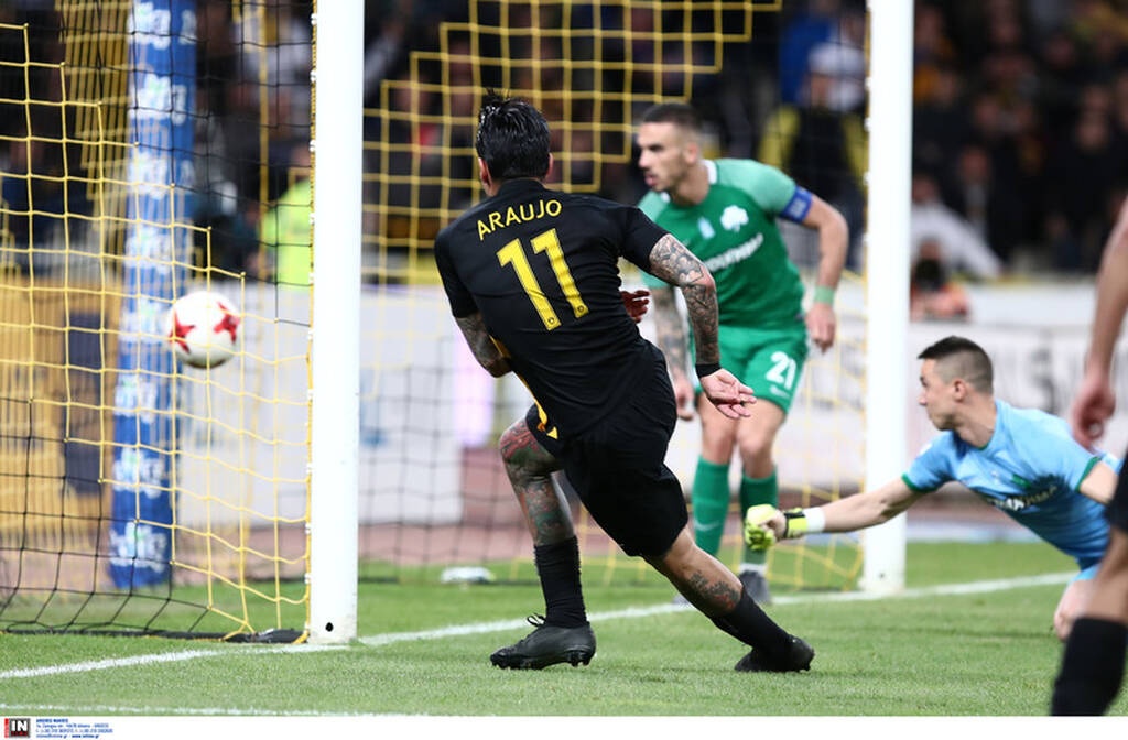 ΑΕΚ-Παναθηναϊκός: Αφηνιάζουν στο ντέρμπι Αραούχο και Μακέντα (video+photos)