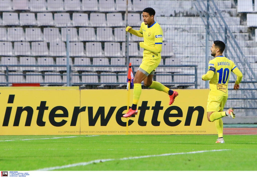 Βόλος-Παναιρτωλικός: Νέο προβάδισμα οι Αγρινιώτες με γκολάρα Καρέλη (video+photos)