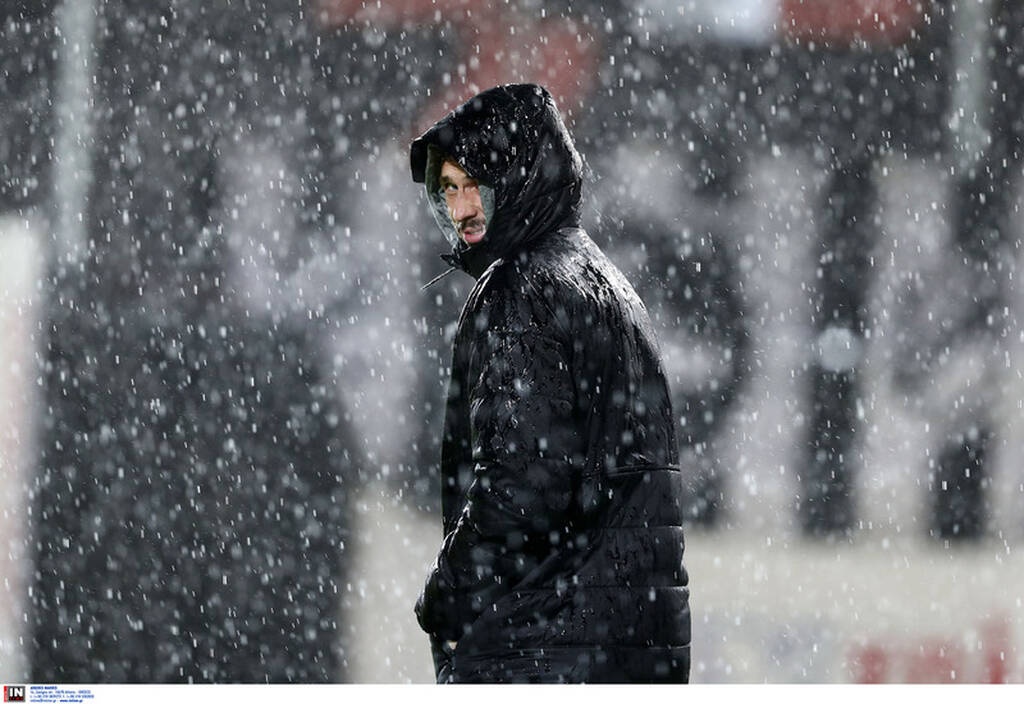 ΟΦΗ-Ολυμπιακός: Άνοιξαν οι ουρανοί στην Κρήτη πριν το ματς (photos)