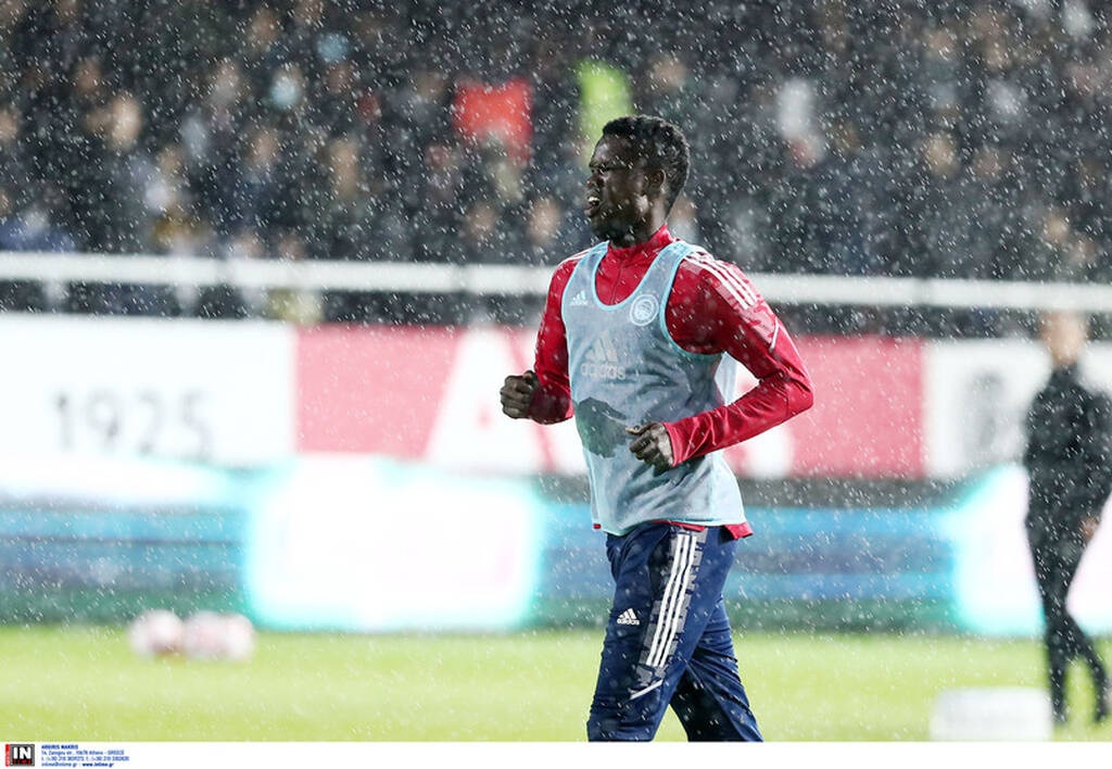 ΟΦΗ-Ολυμπιακός: Άνοιξαν οι ουρανοί στην Κρήτη πριν το ματς (photos)