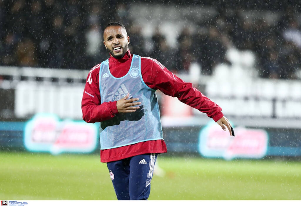 ΟΦΗ-Ολυμπιακός: Άνοιξαν οι ουρανοί στην Κρήτη πριν το ματς (photos)