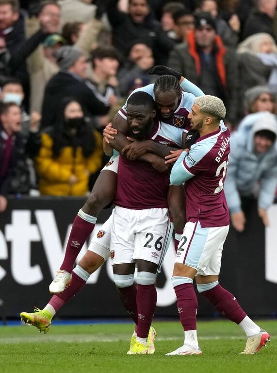 Premier League: «Σφυριά» από τη Γουέστ Χαμ και πρώην άσο του Ολυμπιακού στην Τσέλσι! (vid+pics)