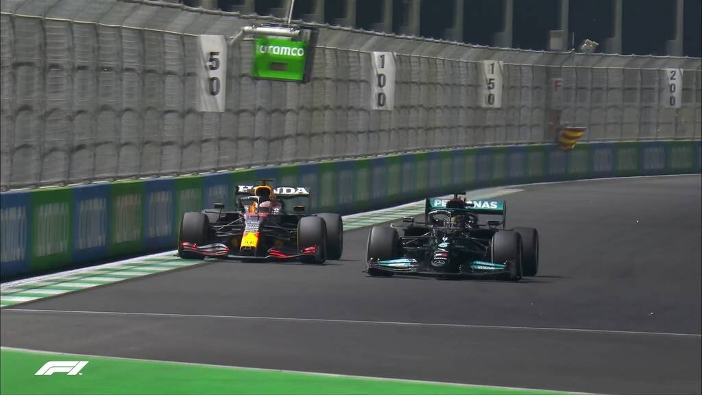 Formula 1: Τρομερή νίκη για Χάμιλτον και κορυφή με Φερστάπεν - Όλα θα κριθούν στο Αμπού Ντάμπι
