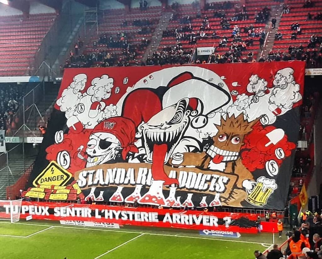 Χαμός στο Βέλγιο! - «Ντου» οπαδών της Σταντάρ Λιέγης, διακοπή στο ματς με τη Σαρλερουά! (vid+pic)