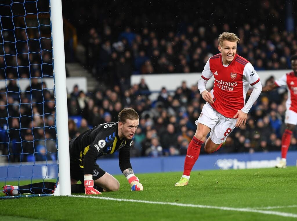 Premier League: Τεράστια νίκη με ανατροπή και γκολάρα στο 92' η Έβερτον κόντρα στην Άρσεναλ! (vid)