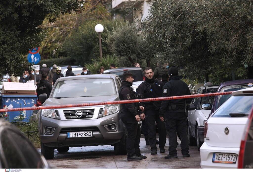 Οικογενειακή τραγωδία στο Νέο Ηράκλειο: Τι έγραφαν τα σημειώματα που άφησαν τα δύο αδέρφια (vid)