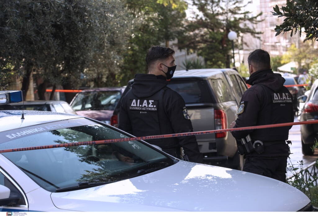 Οικογενειακή τραγωδία στο Νέο Ηράκλειο: Τι έγραφαν τα σημειώματα που άφησαν τα δύο αδέρφια (vid)