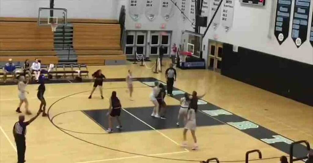 Δεν σταματούσε με τίποτα - Έκανε ρεκόρ με 19 τρίποντα σε έναν αγώνα (video+photos)