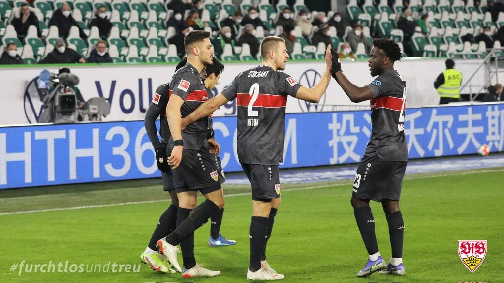 Bundesliga: Σπουδαία νίκη η Στουτγκάρδη με τον «κεραυνό» του Μαυροπάνου! (video+photos)