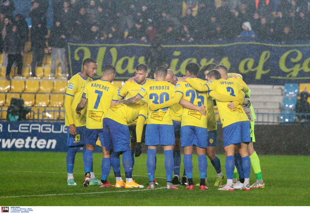 Παναιτωλικός-Ιωνικός: Ο Μεντόσα με πέναλτι άνοιξε το σκορ - Οργισμένοι οι Νικαιώτες! (video)