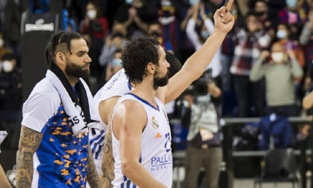 Ρεάλ Μαδρίτης: Άσεμνη χειρονομία Γιουλ στον κόσμο της Μπαρτσελόνα (photos)