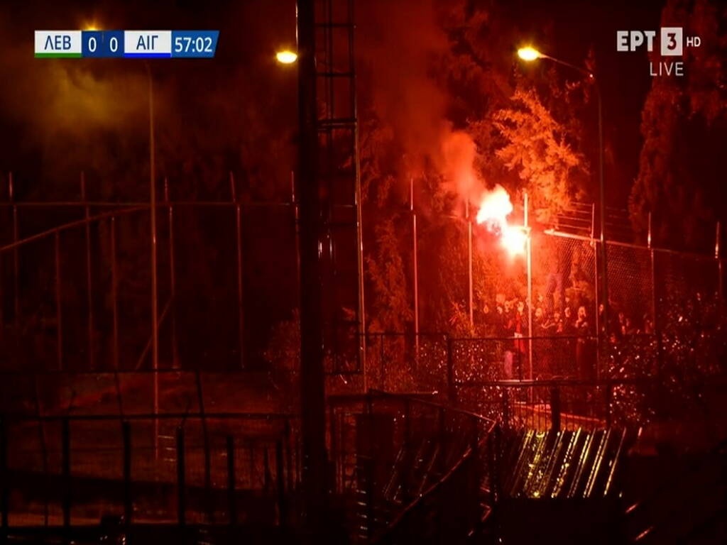 Super League 2: Σκοτάδι στο Λεβαδειακός-Αιγάλεω και διακοπή (photos)