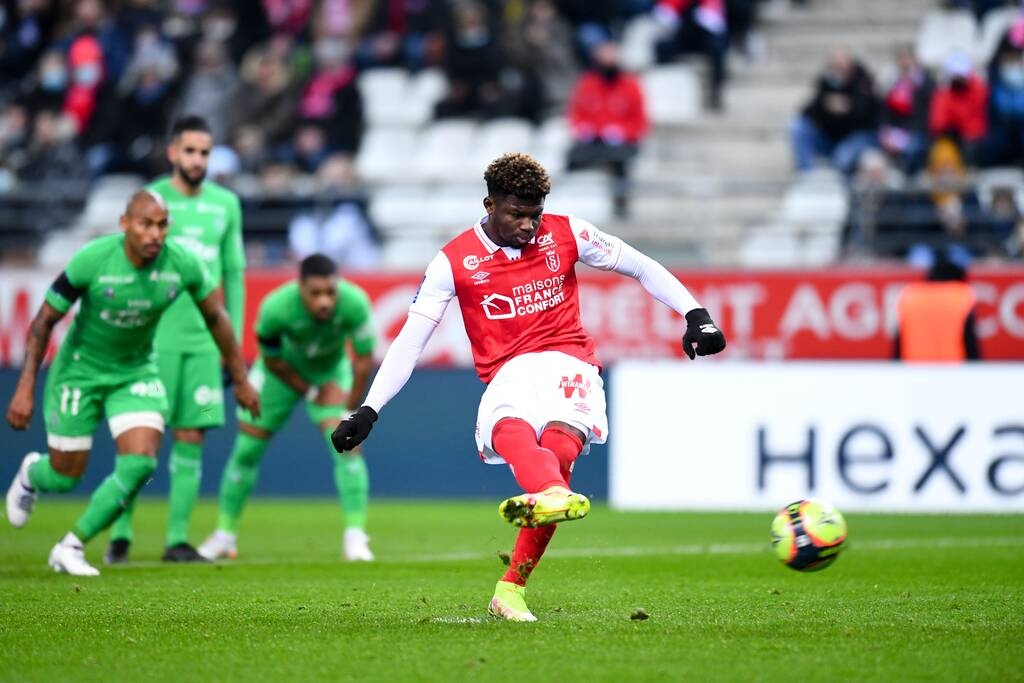 Ligue 1: Η Ρεμς βύθισε κι άλλο τη Σεντ Ετιέν (video+photos)