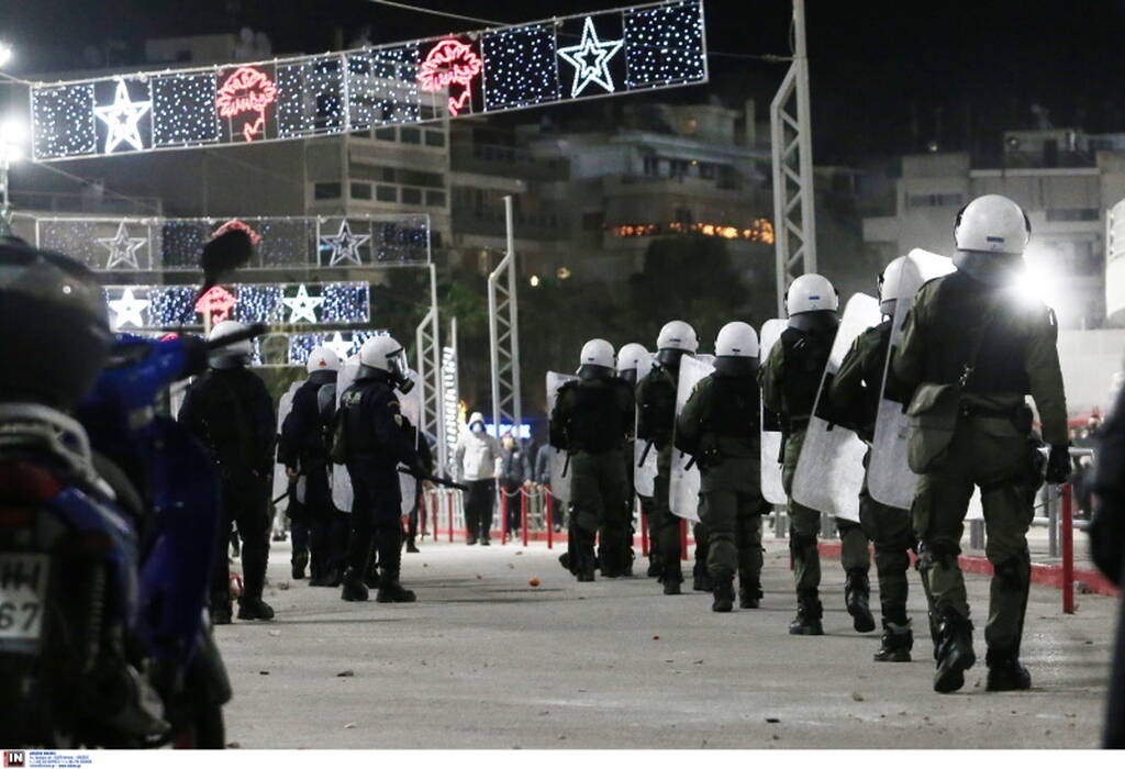 Ολυμπιακός-Άρης: Επεισόδια στο Καραϊσκάκης - Χαμός με οπαδους και αστυνομία (photos)