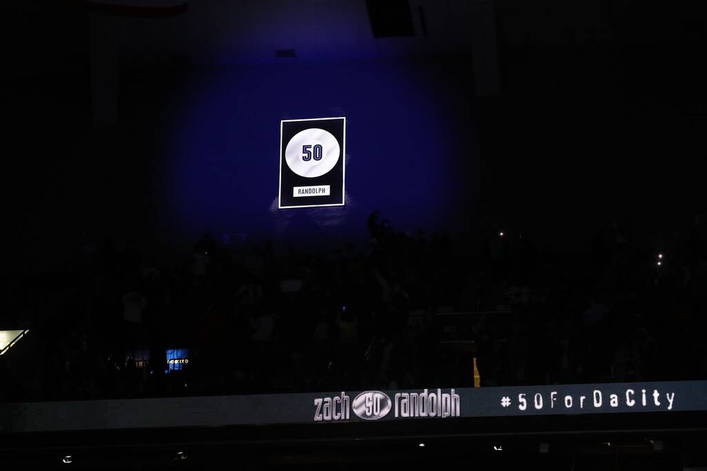 NBA: Απέσυραν τη φανέλα του Ράντολφ οι Γκρίζλις (video)