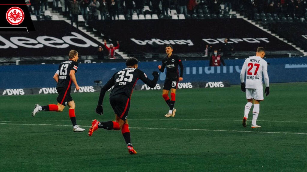Bundesliga: Τρομερή η Άιντραχτ Φρανκφούρτης ισοπέδωσε με πεντάρα τη Λεβερκούζεν (video+photos)