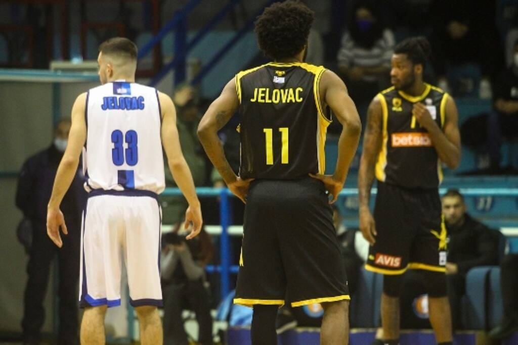 ΕΣΑΚΕ: Δε θα σε ξεχάσουμε ποτέ, Στέφαν