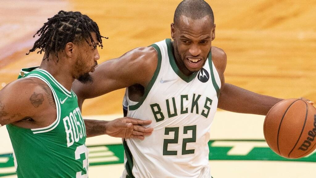 NBA: Ο τραυματισμός του Μίντλετον και το μήνυμα του Γιάννη Αντετοκούνμπο (photos+video)