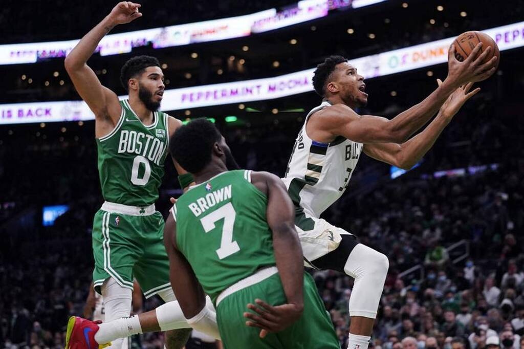 NBA: Ήττα στη Βοστώνη για Μπακς (photos+video)