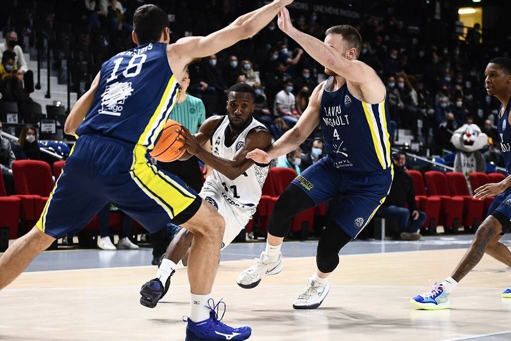 Ντιζόν-Λαύριο 73-49: «Διασυρμός» και τελικός με Μάλαγα (photos)