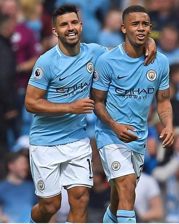 Μάντσεστερ Σίτι: Άγαλμα στον Αγουέρο έξω από το Ετιχάντ! (video+photos)