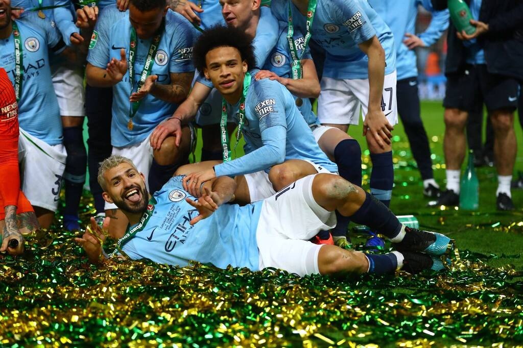 Μάντσεστερ Σίτι: Άγαλμα στον Αγουέρο έξω από το Ετιχάντ! (video+photos)