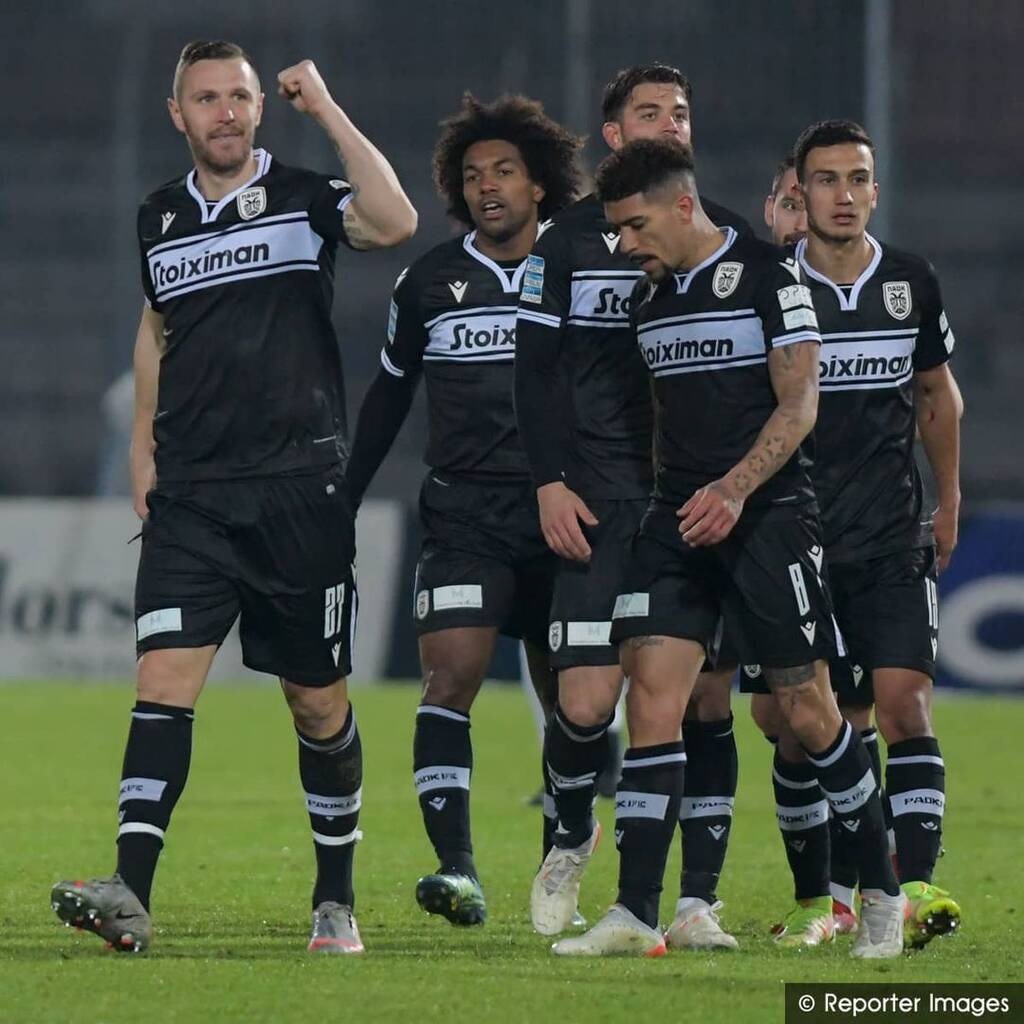 Super League: «Αγρίεψαν» οι διώκτες του Καρλίτος – Άναψε η μάχη των σκόρερ! (photos)
