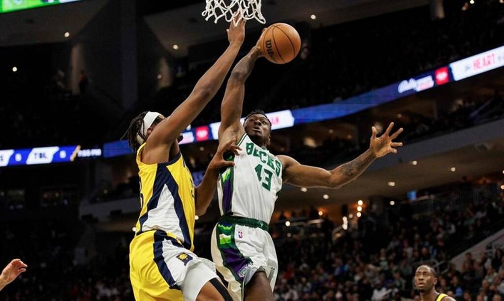 Διέλυσαν τους Πέισερς χωρίς Γιάννη και Μίντλετον οι Μπακς! (photos&video)