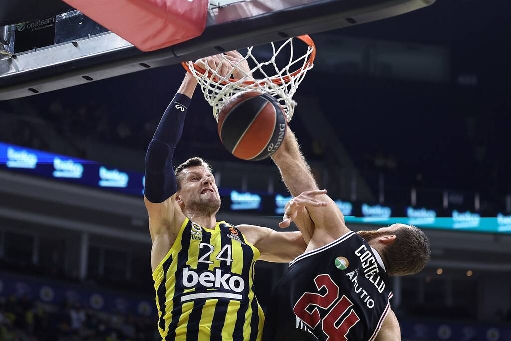 Φενέρμπαχτσε-Μπασκόνια 75-53: Με υπογραφή Ντε Κολό-Πολονάρα!