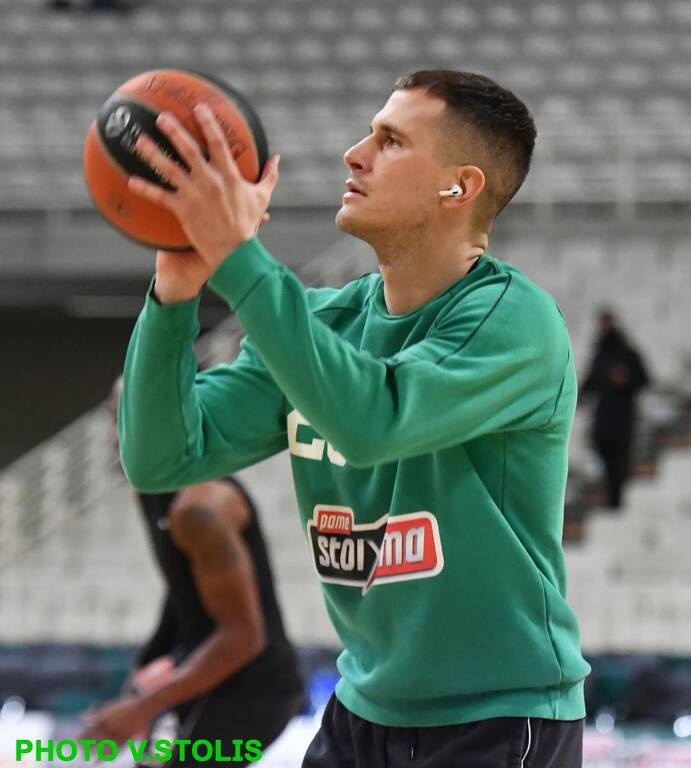 Παναθηναϊκός ΟΠΑΠ-Μπαρτσελόνα: «Ζεστός» πριν από το τζάμπολ ο Νέντοβιτς, είναι στη 12άδα